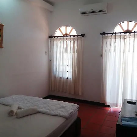 Bien Dua Backpacker Hotel